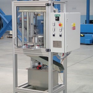 The filler head test device